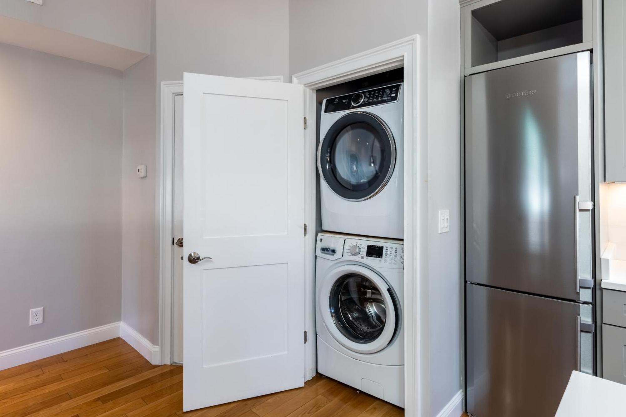 فيلا The Newport Lofts - 595 Thames Street المظهر الخارجي الصورة